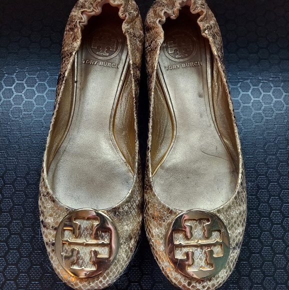 TORY BURCH gold snake Reva flats size 7.5 - Picture 2 of 3